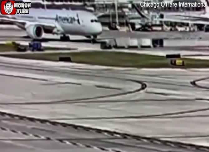 Video :A luggage handler is sucked in by a Boeing engine as it taxis to the gate